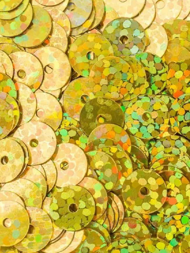 Пайетки плоские, размер 6 мм,4 упаковки /10 гр., цвет А20 (золото голограмма) купить на CrossVill